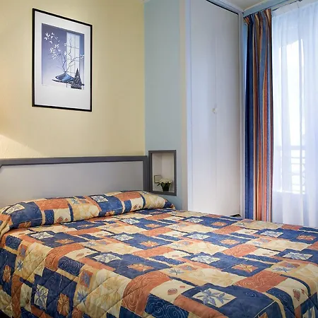 Hotel Saphir Grenelle 3*