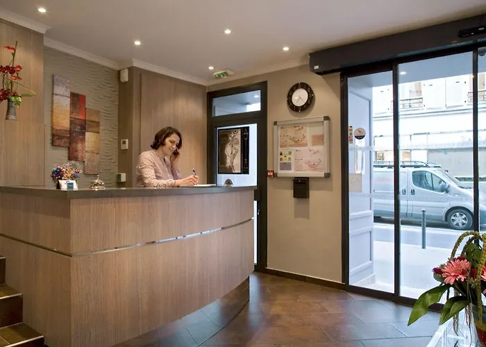 Szálloda Saphir Grenelle 3*