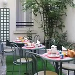 Saphir Grenelle Hotel