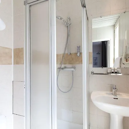 Saphir Grenelle Отель 3*