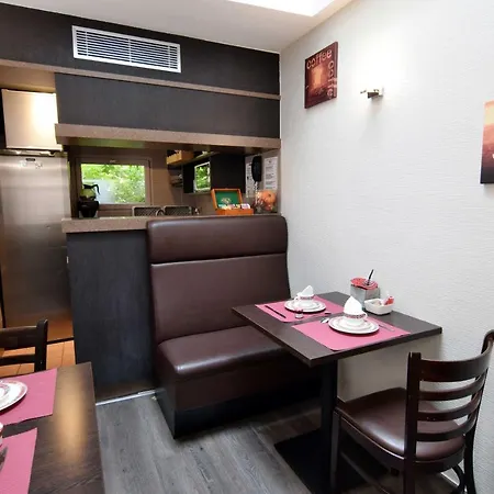 Saphir Grenelle 3*