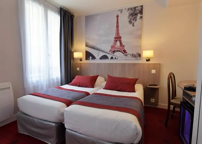 Hotel Saphir Grenelle 3*