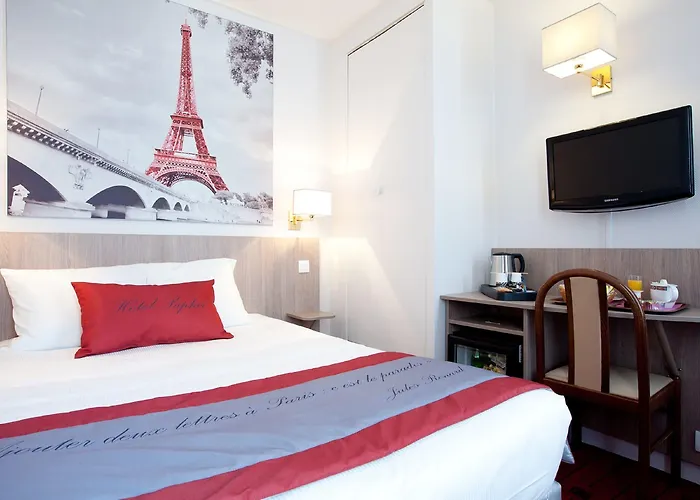 Hotel Saphir Grenelle 3*