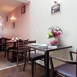 Saphir Grenelle 3* Paris