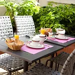 Otel Saphir Grenelle