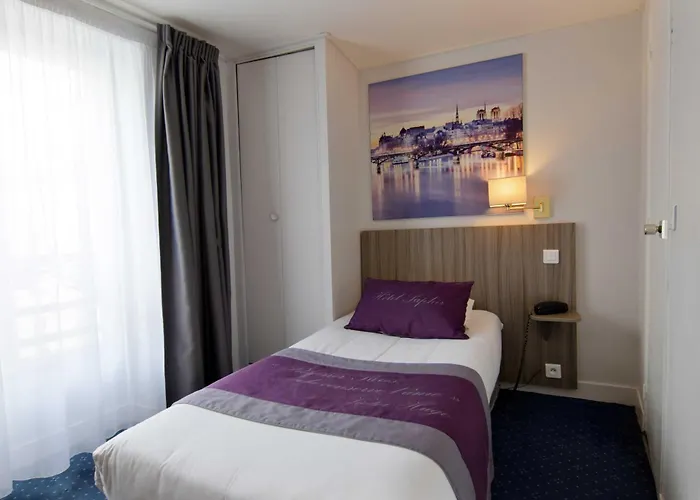 Saphir Grenelle Отель 3*